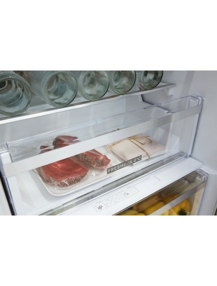 Холодильник Whirlpool W7 911 IOX