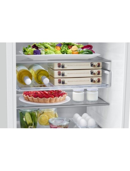 Встраиваемый холодильник Samsung BRB307154WW/UA