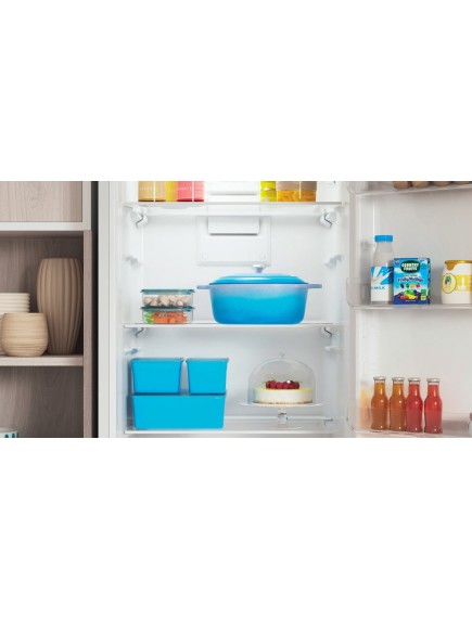 Холодильник Indesit ITI 5201 W