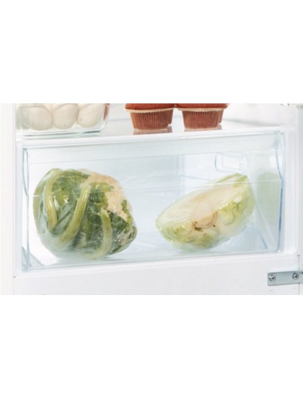 Встраиваемый холодильник Whirlpool ART65011