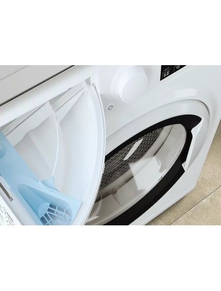 Стиральная машина Whirlpool WRBSS6239WUA