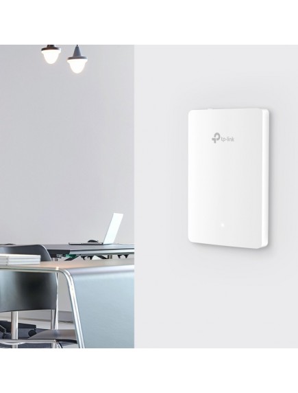Точка доступа TP-LINK EAP615-WALL