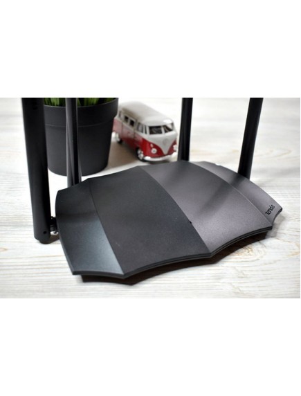 Роутер Tenda AC8