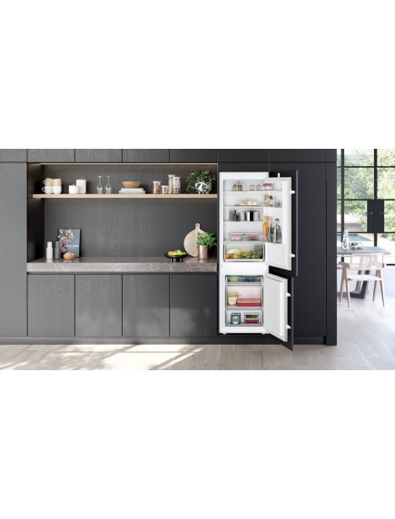 Встраиваемый холодильник Siemens KI86VNSE0