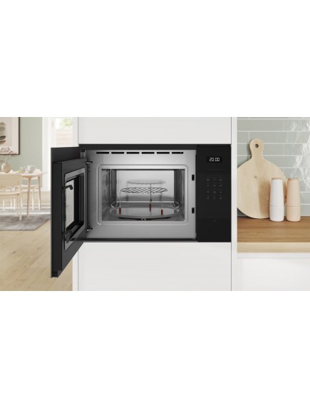 Встраиваемая микроволновая печь Bosch BEL554MB2