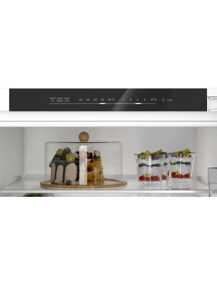 Встраиваемый холодильник Siemens KI96NVFD0