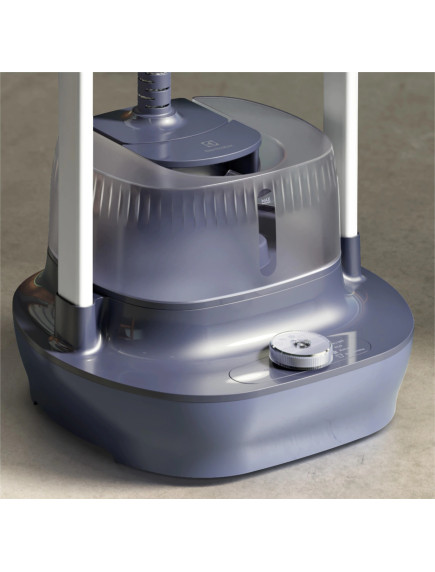 Отпариватель одежды Electrolux E7US1-4MN Отпариватель одежды Electrolux E7US1-4MN