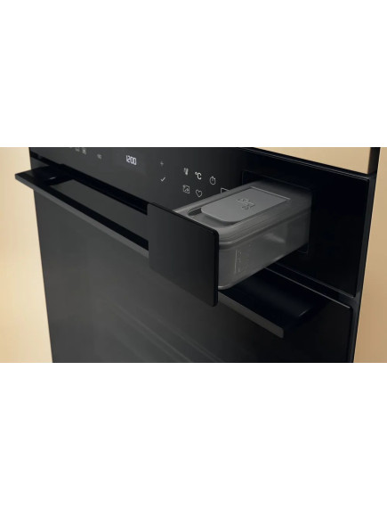 Духовой шкаф Whirlpool WOI7A8HT2SBA